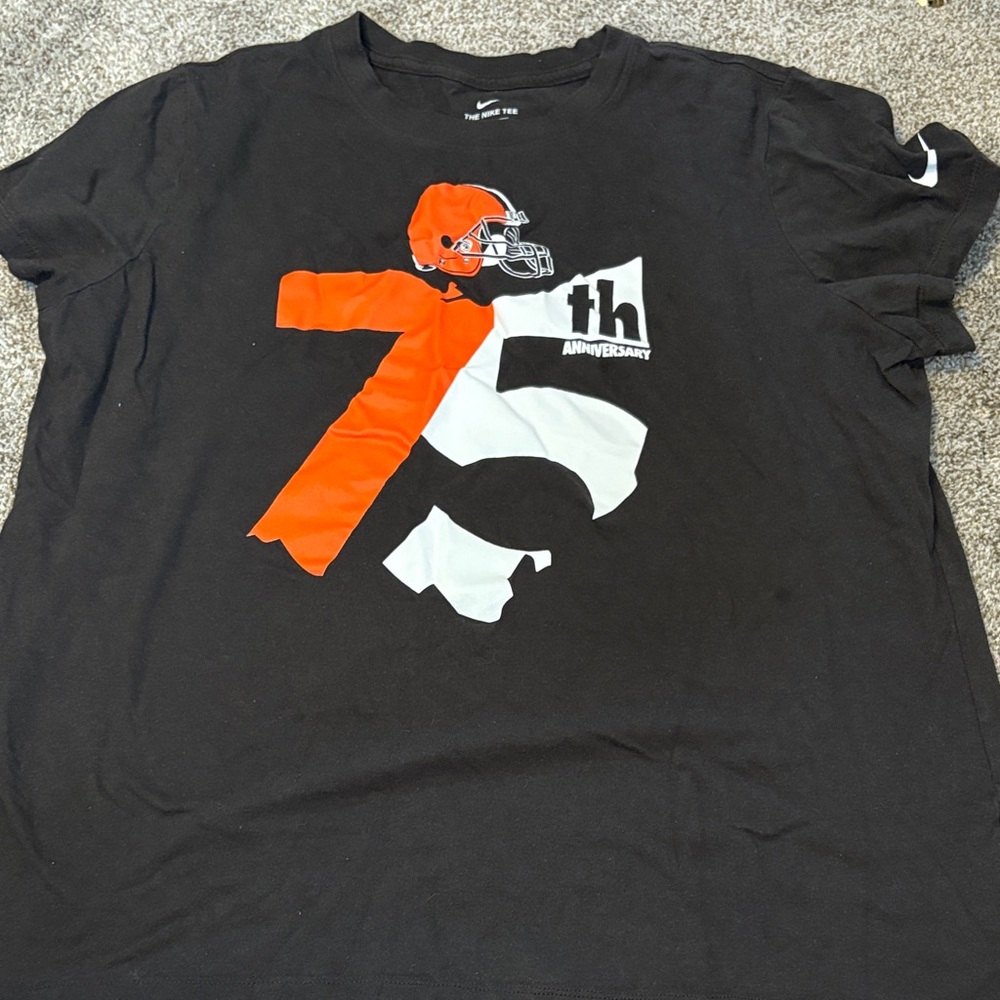 Nike Men's Black 75th Anniversary Graphic Tee